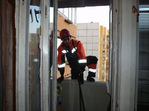 Аварийное вскрытие дверей. Открытие замка квартиры через окно, Ананенко И.В. 7-░░░-░░░░░░1 Новосибирская область