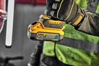 Набор DEWALT: 2 АКБ DCBP518, Li-Ion, 18 В, 5 Ач и зарядное устройство DCB1104, 12/18 В, 4 А (DCB1104H2-QW)