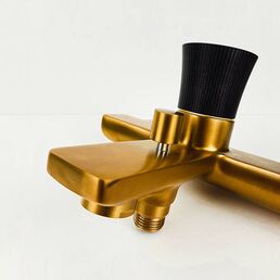 Cмеситель для ванны Paini Domus 18PJ111PZ без душевой лейки, матовое золото