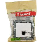 Розетка компьютерная встраиваемая Legrand Etika RJ-45 UTP cat 6 цвет белый