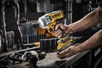 Аккумуляторный гайковерт DEWALT DCF961NT, 18 В, 2372 Нм, 1890 уд/мин, без АКБ и ЗУ, в кейсе TSTAK (DCF961NT-XJ)