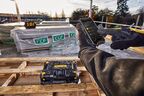 Аккумуляторное зарядное устройство-радиоприемник DEWALT DWST1-81078, 12/18/54 В, 45 Вт (DWST1-81078-QW)