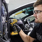 Аккумуляторный шуруповерт DEWALT DCF601N, 12 В, 8 Нм, без АКБ и ЗУ (DCF601N-XJ)