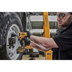 Аккумуляторный гайковерт DEWALT DCF892P2T, 18 В, 1084 Нм, 3250 уд/мин, с 2 АКБ 5 Ач и ЗУ, в кейсе TSTAK (DCF892P2T-QW)