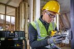 Аккумуляторный вертикальный фрезер DEWALT DCW604N, 18 В, 25500 об/мин, 55 мм, без АКБ и ЗУ (DCW604N-XJ)