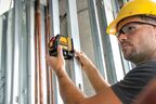 Аккумуляторный лазерный нивелир DEWALT DCE088D1R, 12 В, красный луч, 20 м, с АКБ 2 Ач и ЗУ, в кейсе TSTAK (DCE088D1R-QW)