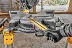 Аккумуляторная бесщеточная торцовочная пила DEWALT FLEXVOLT, 54 В, 305 мм, 3800 об/мин, без АКБ и ЗУ, DCS781N