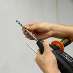 Перфоратор сетевой SDS-plus Deko DKH950W 1050 Вт 3.2 Дж с набором буров