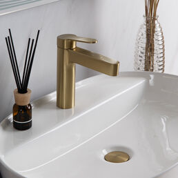 Раковина накладная BelBagno BB1346 61 см белая