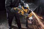 Аккумуляторная бесщеточная углошлифовальная машина DEWALT FLEXVOLT DCG414N, 54 В