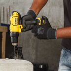 Аккумуляторная дрель-шуруповерт DEWALT DCD771S2, 18 В, 1500 об/мин, с 2 АКБ 1.5 Ач и ЗУ, в сумке (DCD771S2-QW)