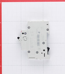 Автоматический выключатель модульный ABB S201 1P 20А тип C 6 кА 220 В (2CDS251001R0204)