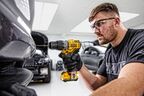 Ударная дрель-шуруповерт DEWALT DCD706D2, 12 В, 1500 об/мин, 25500 уд/мин, с 2 АКБ 2 Ач и ЗУ, в кейсе TSTAK (DCD706D2-QW)