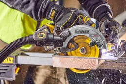 Аккумуляторная ручная дисковая пила по металлу DEWALT DCS373N, 18 В, XR