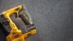 Аккумуляторный перфоратор DEWALT DCH072L2, 12 В, 1.2 Дж, 4280 уд/мин, с 2 АКБ 3 Ач и ЗУ, в кейсе TSTAK (DCH072L2-QW)