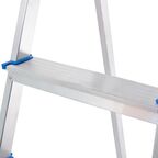 Стремянка алюминиевая Ladderbel STR-AL-4 4 ступени, максимальная нагрузка 150 кг