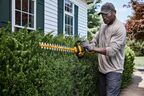 Аккумуляторный кусторез DEWALT DCMHT573X1, 54 В, 65 см, 3400 ход/мин, с АКБ 3 Ач и ЗУ (DCMHT573X1-QW)