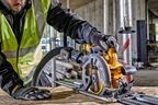 Аккумуляторная дисковая пила DEWALT DCS579NT, 54 В, 190 мм, 5800 об/мин, без АКБ и ЗУ, в кейсе TSTAK (DCS579NT-XJ)