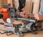 Торцовочная пила BLACK+DECKER BES702, 1500 Вт, 216 мм, 4800 об/мин (BES702-QS)
