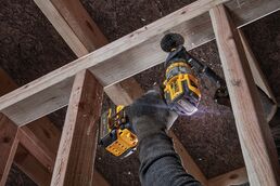 Ударная дрель-шуруповерт DEWALT DCD999NT, 18 В, 2250 об/мин, 38250 уд/мин, без АКБ и ЗУ, в кейсе TSTAK (DCD999NT-XJ)