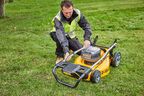 Аккумуляторная газонокосилка DEWALT DCMW564P2, 2х18 В, 3300 об/мин, 55 л, с 2 АКБ 5 Ач и ЗУ (DCMW564P2-QW)