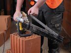 Аллигаторная пила DEWALT DWE398, 1700 Вт, 3000 ход/мин, 40 мм (DWE398-QS)