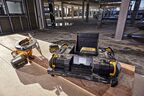 Аккумуляторное зарядное устройство-радиоприемник DEWALT DWST1-81078, 12/18/54 В, 45 Вт (DWST1-81078-QW)