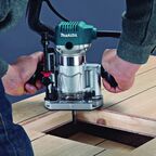 Фрезер сетевой двухбазовый погружной кромочный Makita RT0700CX2, 710 Вт