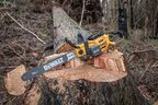 Аккумуляторная цепная пила DEWALT DCMCS575X1, 54 В, 50 см, 15 м/с, с АКБ 3 Ач и ЗУ (DCMCS575X1-QW)