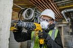 Перфоратор DEWALT D25033K, 710 Вт, 2 Дж, 5680 уд/мин, в кейсе (D25033K-QS)