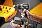 Ударная дрель-шуруповерт DEWALT McLaren Limited Edition DCD85ME2GT, 18 В, 2000 об/мин, с 2 АКБ 1.7 Ач и ЗУ, в кейсе TSTAK