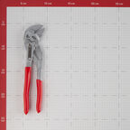Клещи переставные Knipex 180 мм (KN-8603180SB)
