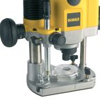 Вертикальный фрезер DEWALT DW621K, 1100 Вт, 24000 об/мин, 55 мм, в кейсе (DW621K-QS)