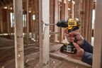Ударная дрель-шуруповерт DEWALT DCD709M2T, 18 В, 1650 об/мин, 28050 уд/мин, с 2 АКБ 4 Ач и ЗУ, в кейсе TSTAK (DCD709M2T-QW)